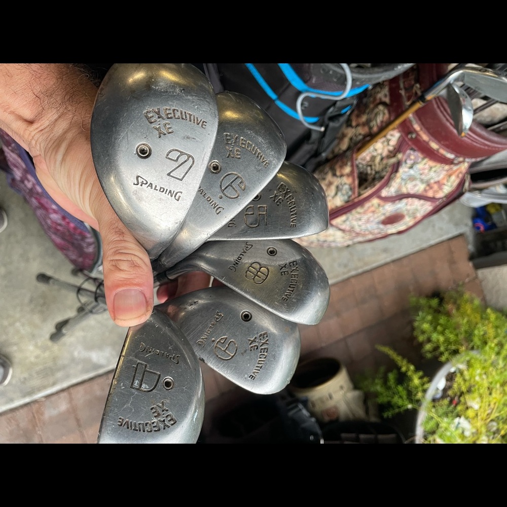 Spalding executive golf clubs RH
6 pc set